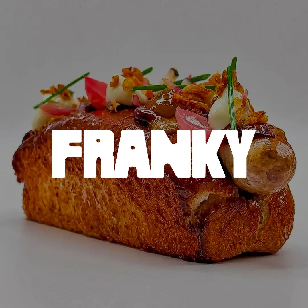 Artisanal Hot Dogs Sandwichs from Franky at March&eacute; Saint-G&eacute;ry