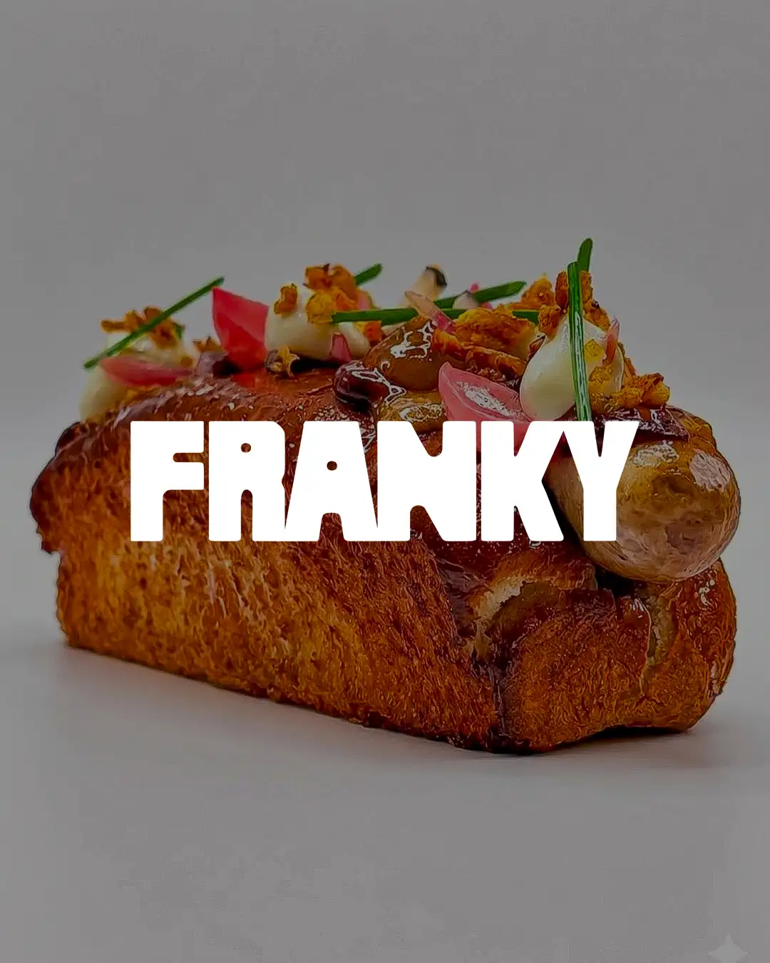 Artisanal Hot Dogs Sandwichs from Franky at Marché Saint-Géry